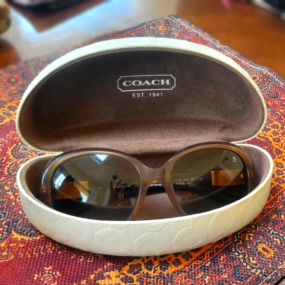 🌞 Coach sun glasses